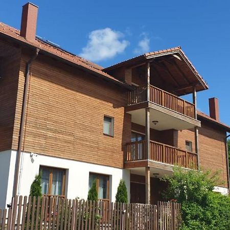 Casa Paduricea Dezmir Exterior foto